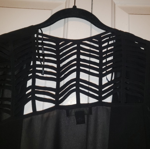 Cover up - Picture 2 of 4